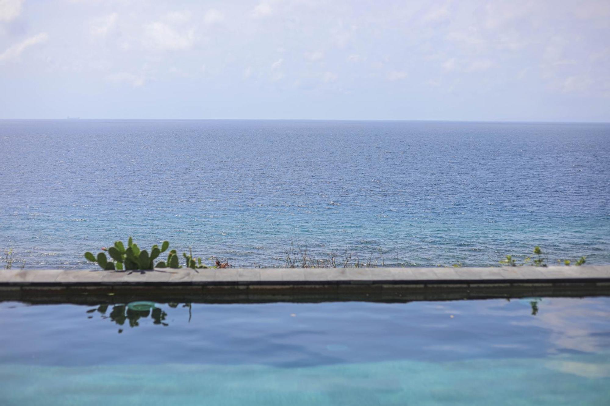 Manta Cottages With Sea View Batununggul 외부 사진