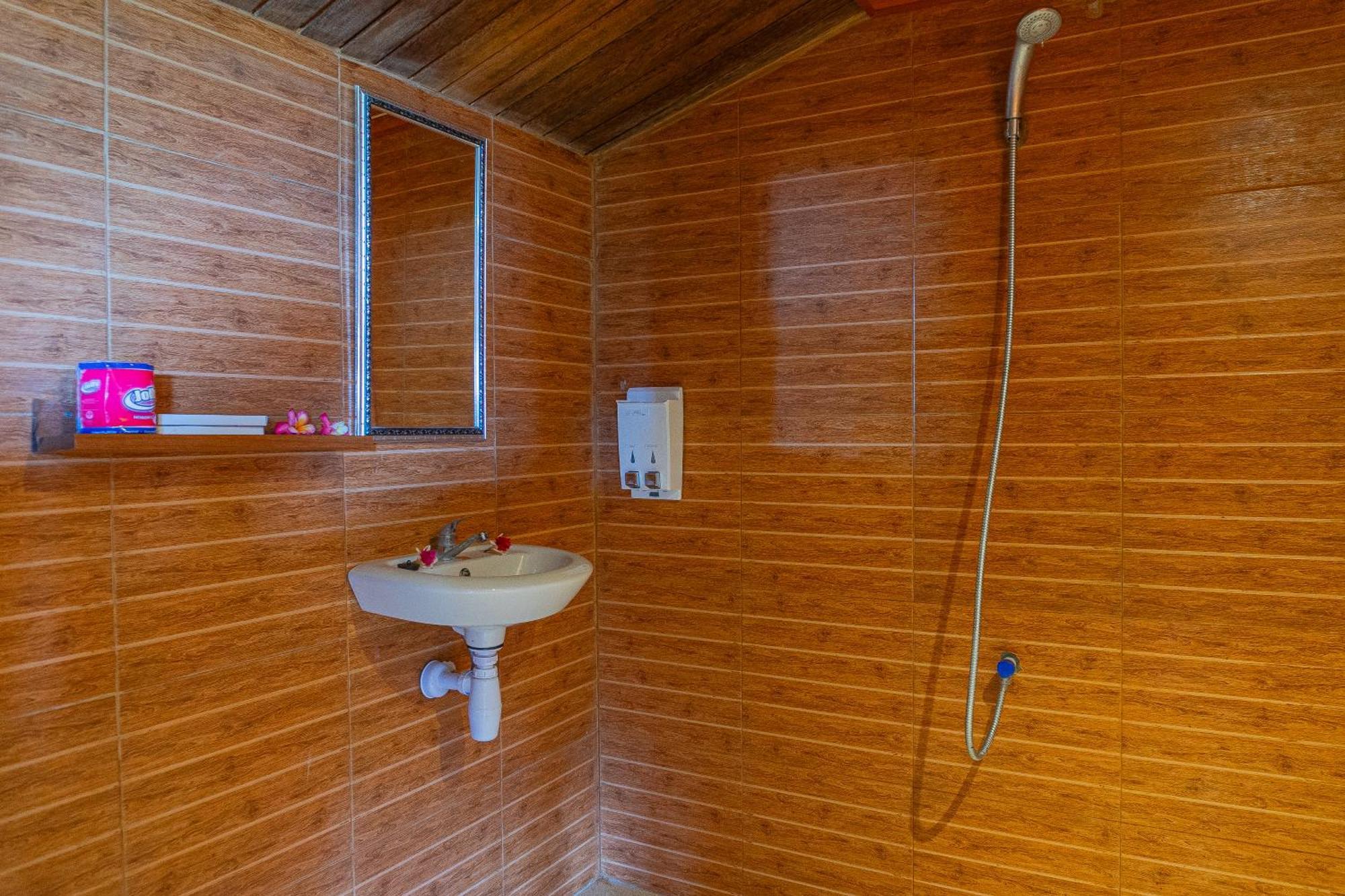 Manta Cottages With Sea View Batununggul 외부 사진