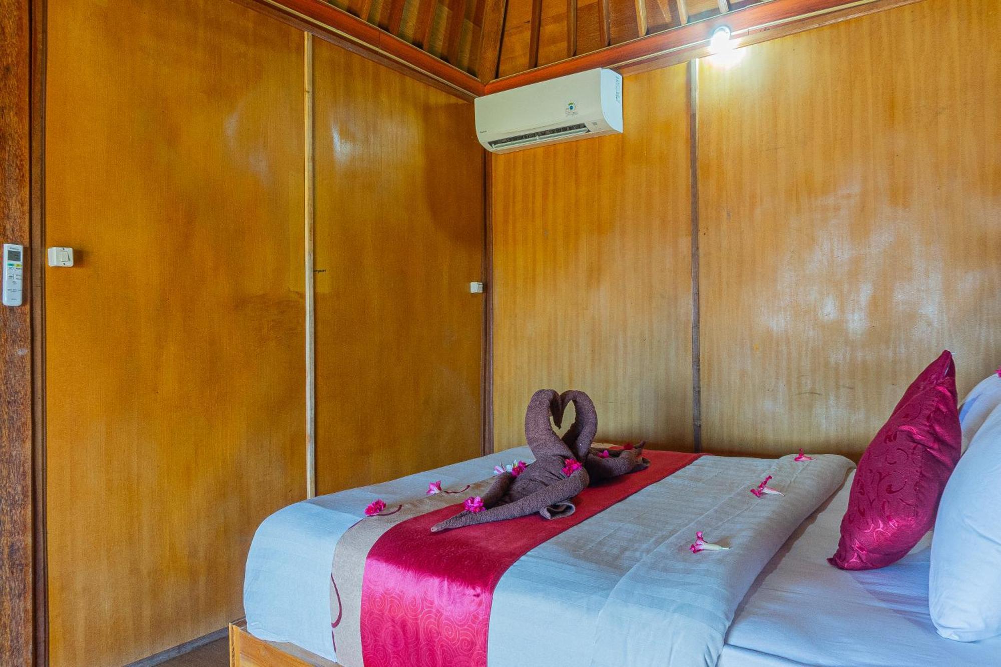 Manta Cottages With Sea View Batununggul 외부 사진